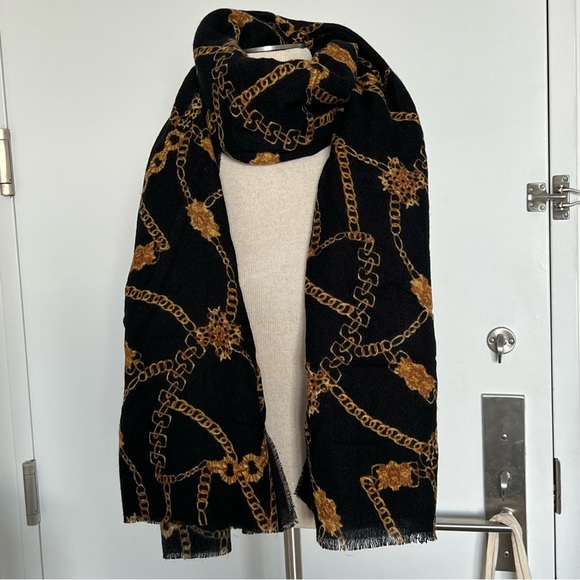 NWT Zara Women's Black/Brown/Yellow Chain Print Acrylic Rectangle Scarf - Picture 5 of 7